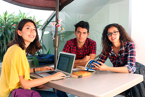 Licenciatura en psicologia clinica, estudiantes CMPNL